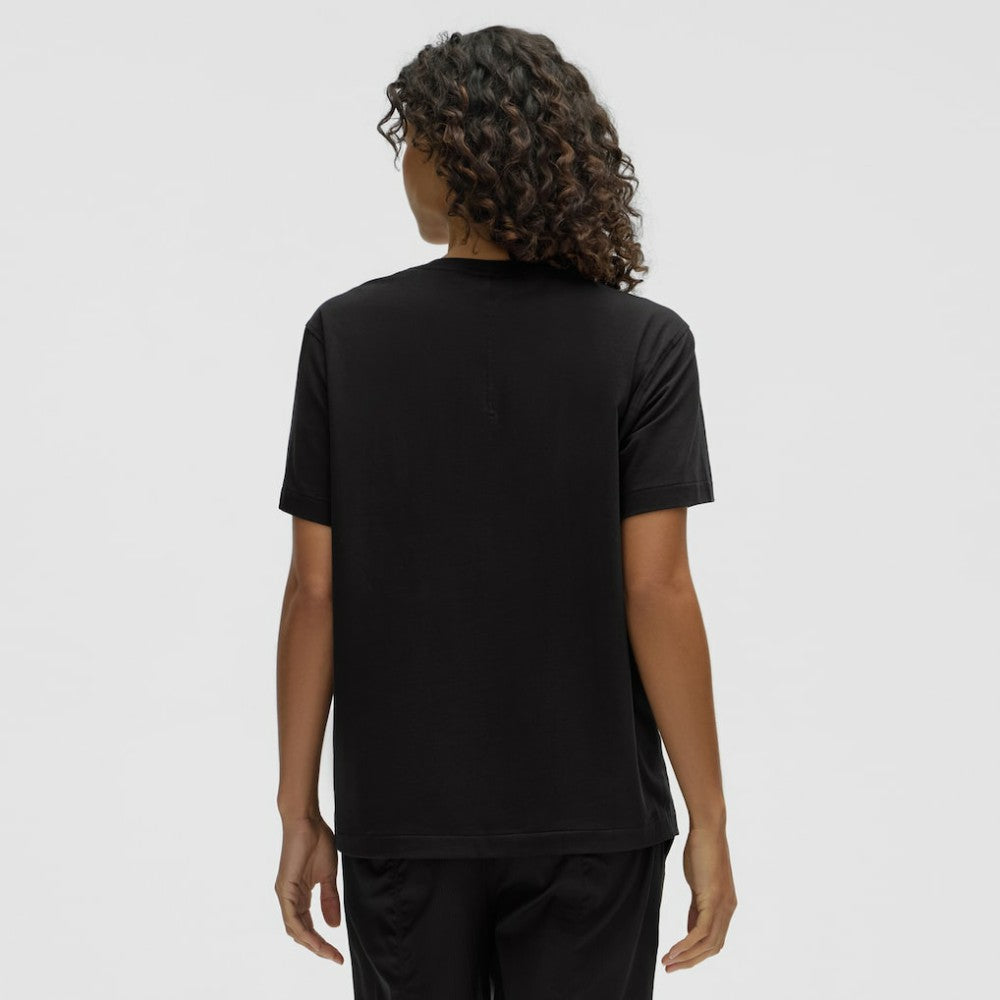 Chicago Blackhawks lululemon Women's All Yours Organic Cotton T-Shirt -  NHL T-shirts