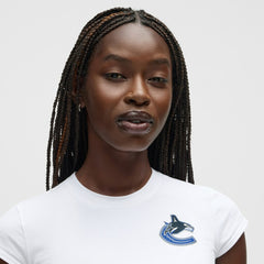 Vancouver Canucks lululemon Women's Baby T-Shirt -  NHL T-shirts