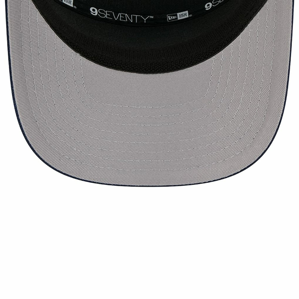 Dallas Cowboys Quick Strike Split Panel 9SEVENTY Stretch-Snap Trucker Hat | NFL US