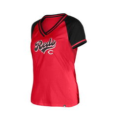 Cincinnati Reds New Era Women's Gameday V-Neck T-Shirt - MLB T-shirts