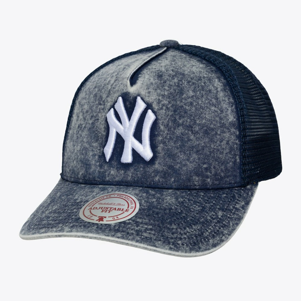 New York Yankees Mitchell & Ness Unisex Gameday Adjustable Trucker Hat - MLB Hats