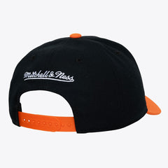 Black New York Knicks Hardwood Classics Legendary Away Pro-Pinch Adjustable Hat | NBA