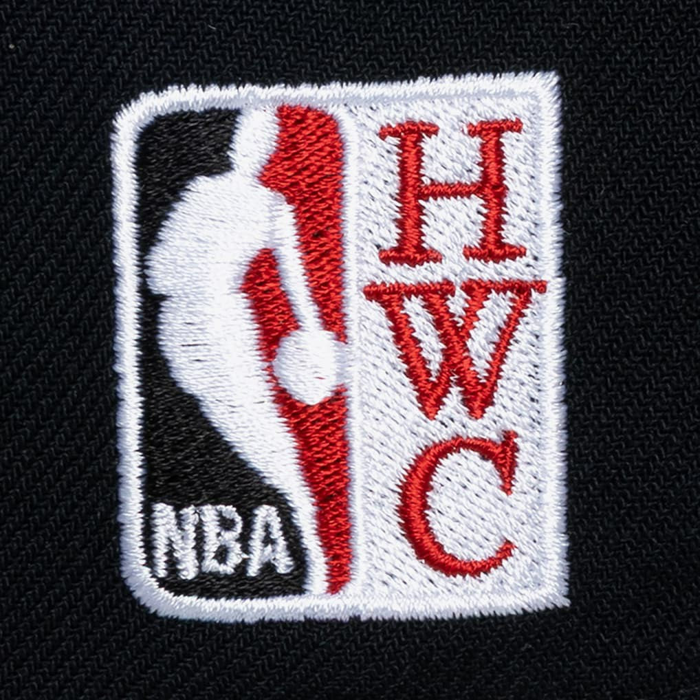 White Chicago Bulls Hardwood Classics Legendary Away Pro-Pinch Adjustable Hat | NBA