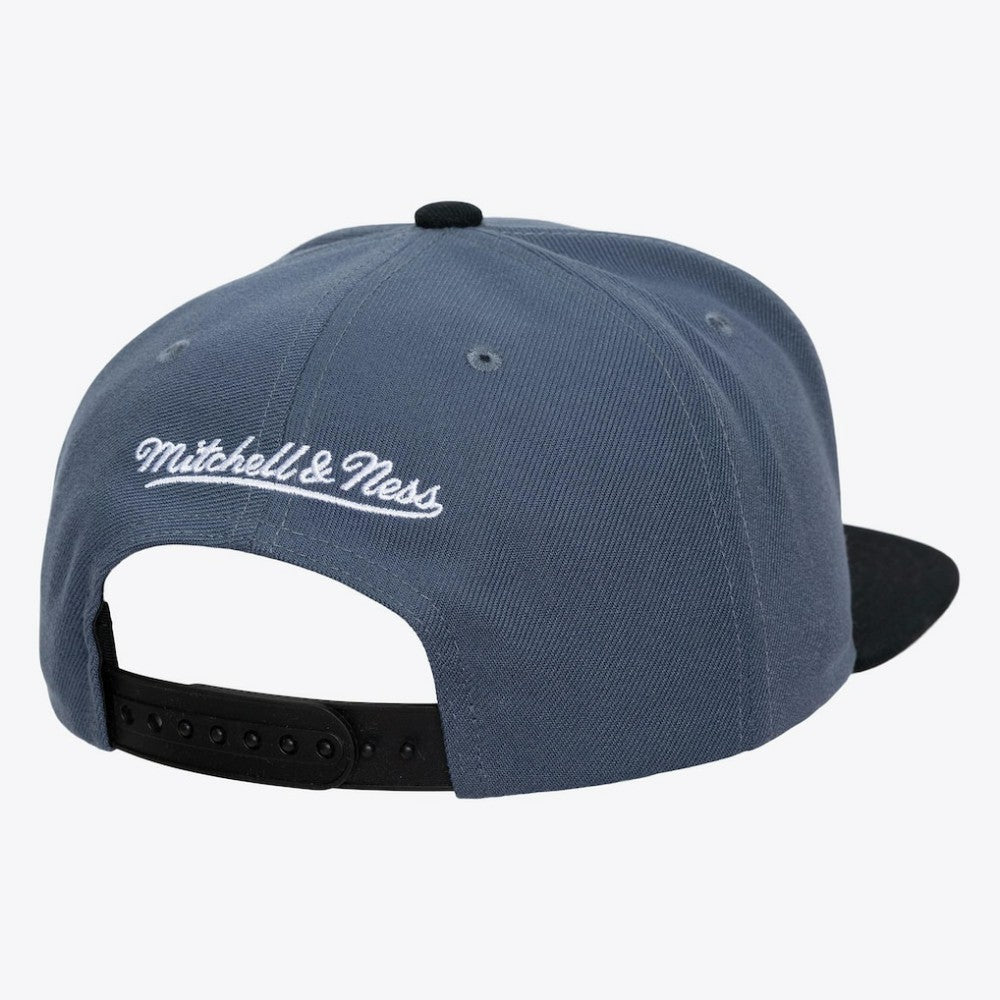 Vegas Golden Knights Mitchell & Ness Legendary Home Snapback Hat -  NHL Hats