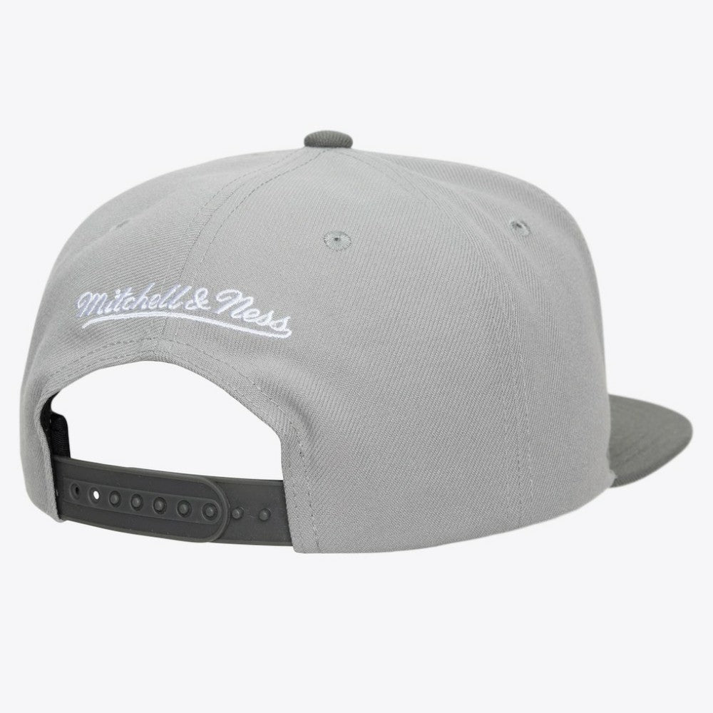 Los Angeles Kings Mitchell & Ness Legendary Home Snapback Hat -  NHL Hats