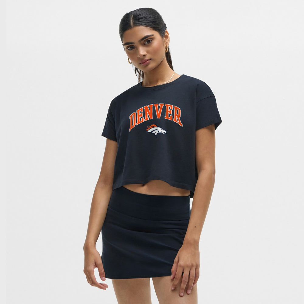 Denver Broncos lululemon Women's Cates T-Shirt | NFL Online