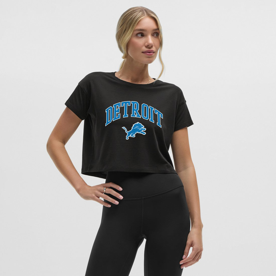 Detroit Lions lululemon Women's Cates T-Shirt | NFL Online
