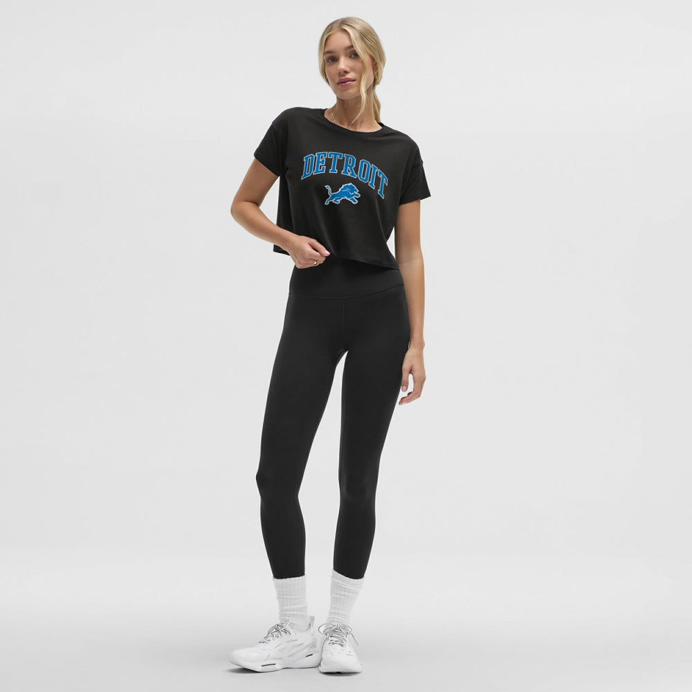 Detroit Lions lululemon Women's Cates T-Shirt | NFL Online