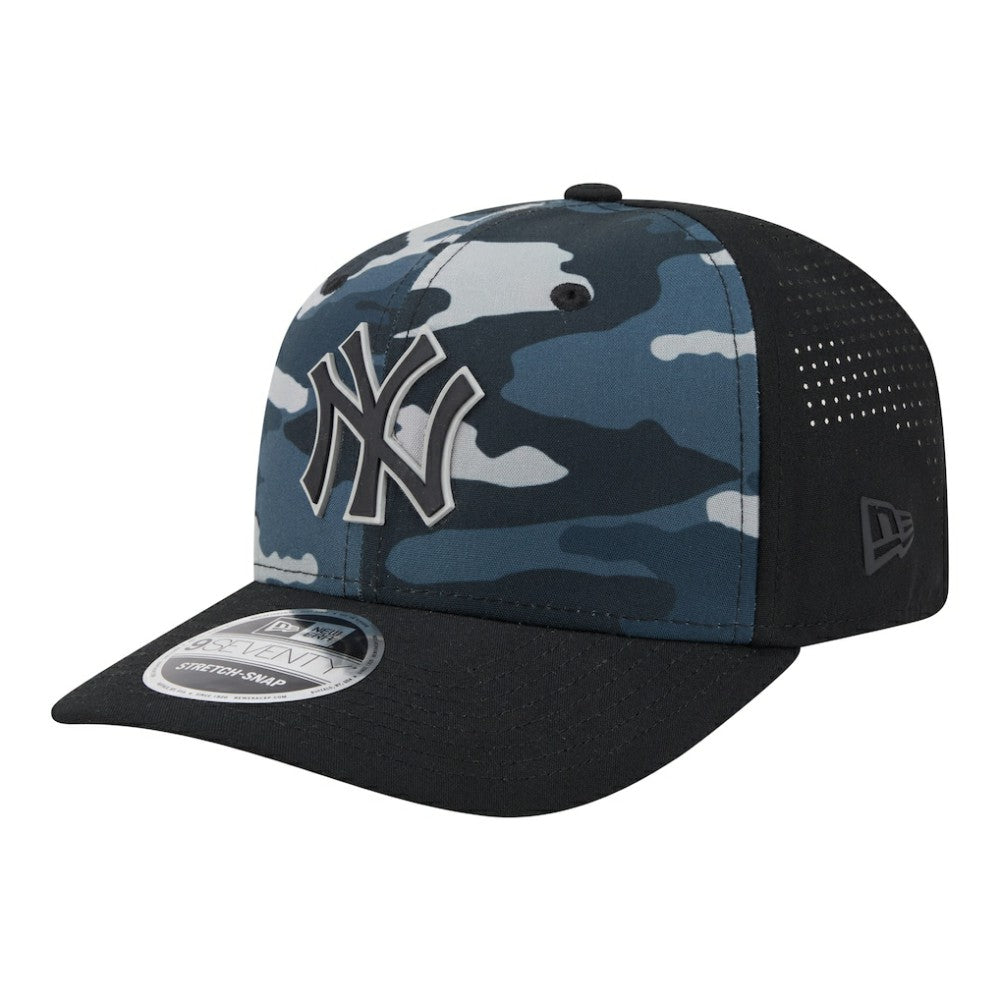 New York Yankees New Era Tonal Camo 9SEVENTY Stretch-Snap Hat - MLB Hats