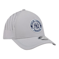 New York Yankees New Era Patch 39THIRTY A-Frame M-Crown Perforated Flex Hat - MLB Hats
