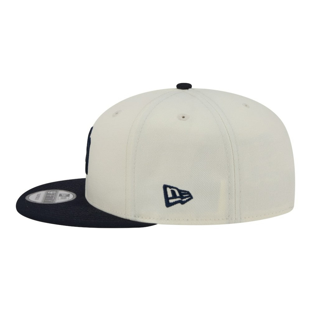 New York Yankees New Era Localized 9FIFTY Snapback Hat - MLB Hats