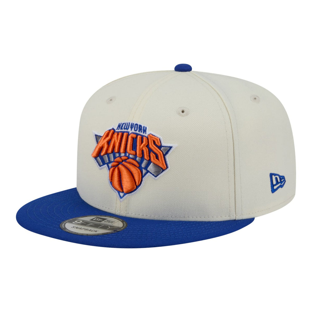 White New York Knicks Injection Localized 9FIFTY Snapback Hat | NBA