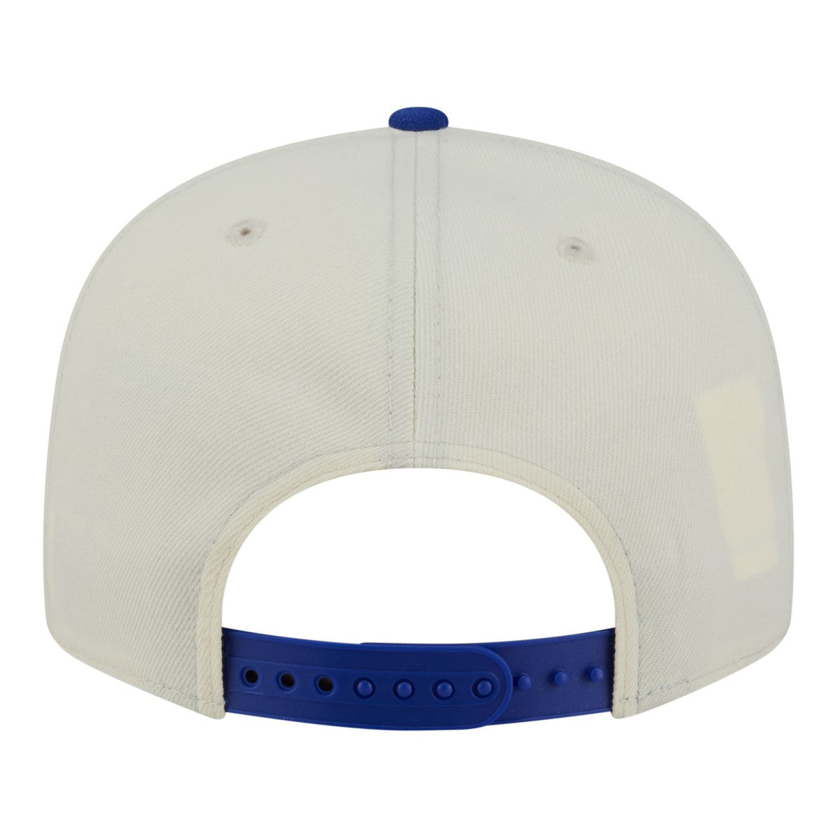 White New York Knicks Injection Localized 9FIFTY Snapback Hat | NBA