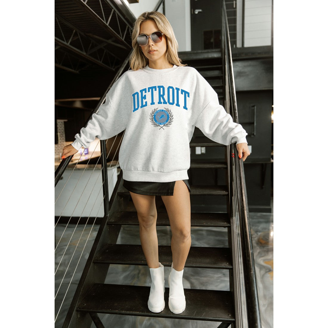 Detroit Lions Gameday Couture Women's Traditional Logo Oversized Premium Fleece Pullover Sweatshirt | NFL Online
