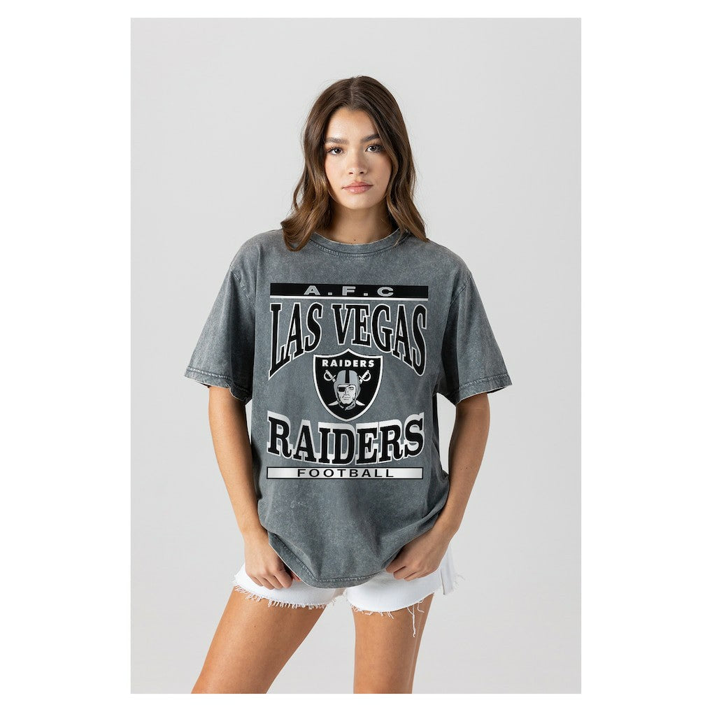Las Vegas Raiders Gameday Couture Women's Oversized Classic Grind Washed T-Shirt | NFL New
