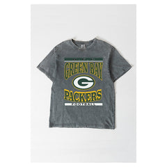 Green Bay Packers Gameday Couture Women's Oversized Classic Grind Washed T-Shirt | NFL Hot