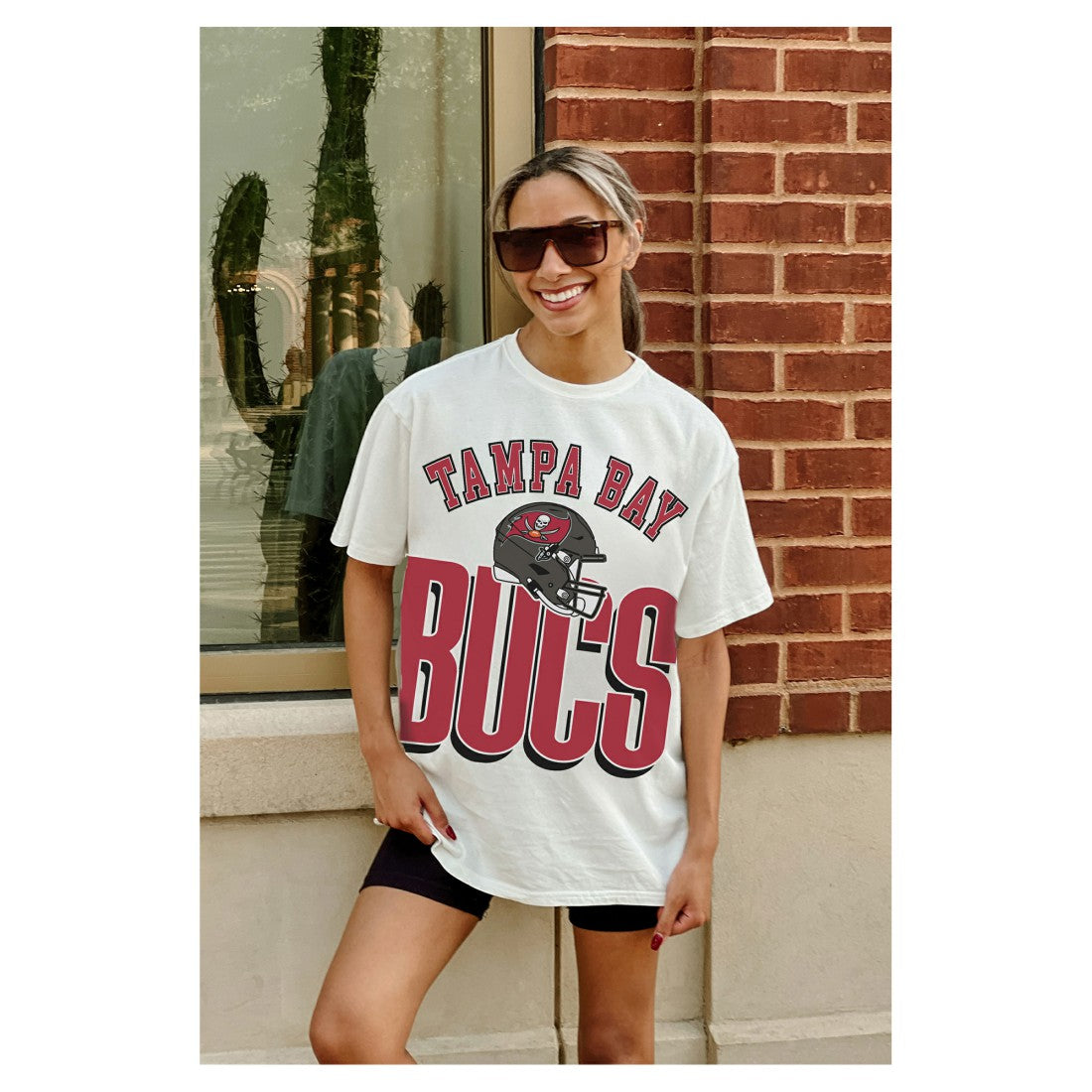 Tampa Bay Buccaneers Gameday Couture Women's Oversized Classic Fierce Focus T-Shirt | NFL Online
