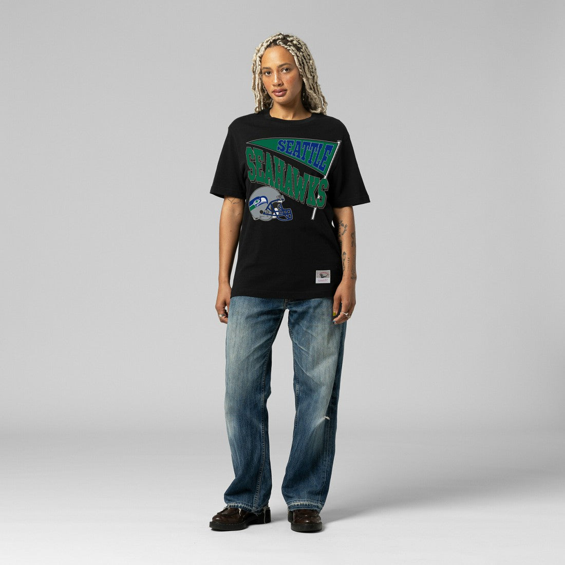 Seattle Seahawks Women's Team Dynamic Boyfriend T-Shirt | NFL Hot