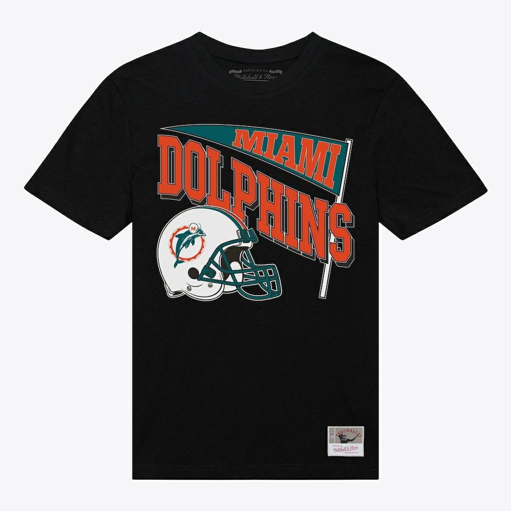 Miami Dolphins Women's Team Dynamic Boyfriend T-Shirt | NFL New