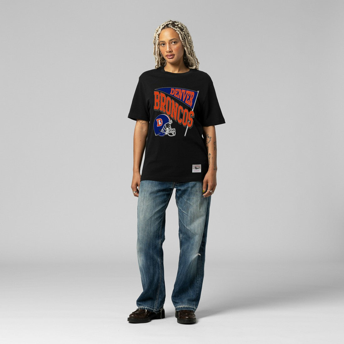 Denver Broncos Women's Team Dynamic Boyfriend T-Shirt | NFL US