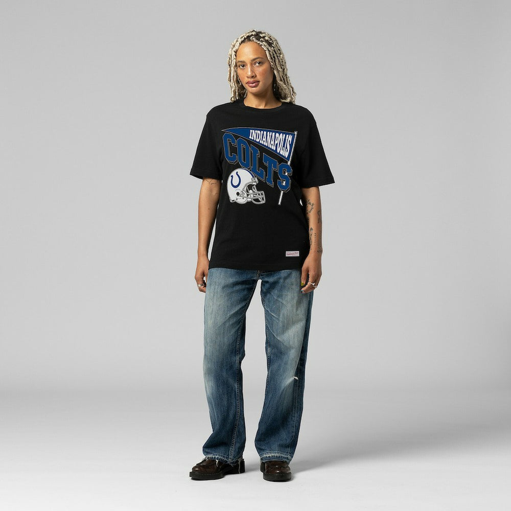 Indianapolis Colts Women's Team Dynamic Boyfriend T-Shirt | NFL US