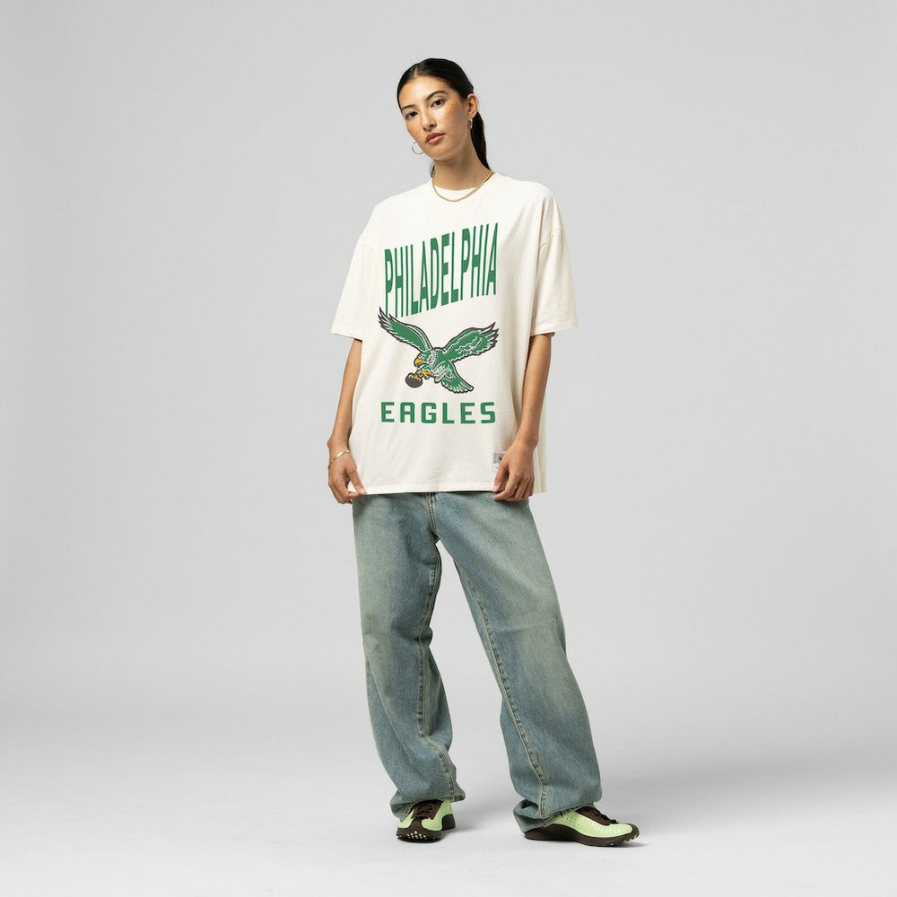 Philadelphia Eagles Women's Logo Rise Boyfriend T-Shirt | NFL Outlet