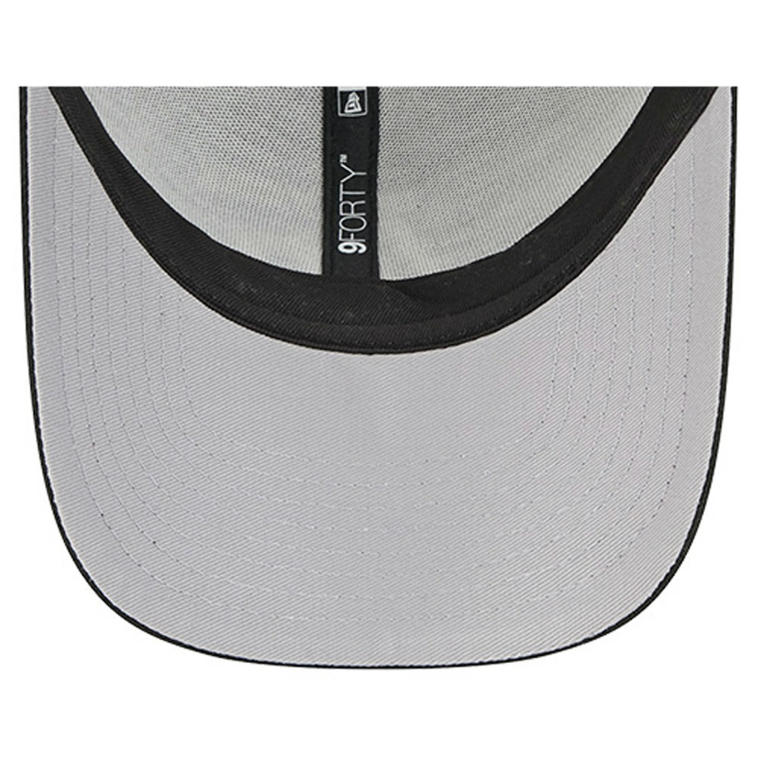 New York Jets Apple Trucker 9FORTY Adjustable Hat | NFL Discount
