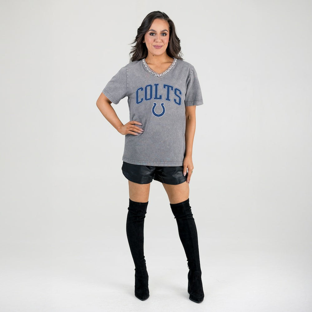 Indianapolis Colts Gameday Couture Women's Relaxed Iconic Edge Rhinestone V-Neck T-Shirt | NFL US