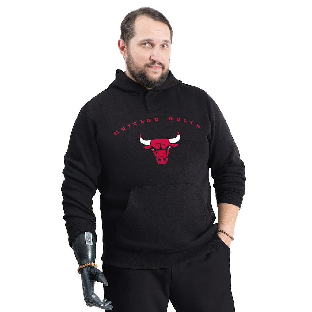 Black Chicago Bulls G-III Sports by Carl Banks Adaptive Team Arc Fleece Hoodie sale | NBA