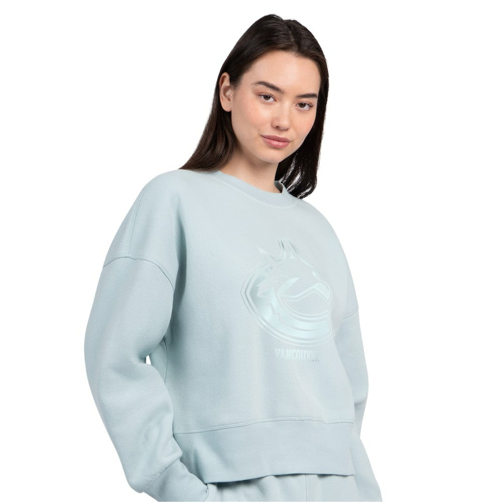 Vancouver Canucks Starter Women's Boxy Cropped Sweatshirt -  NHL Sweatshirts