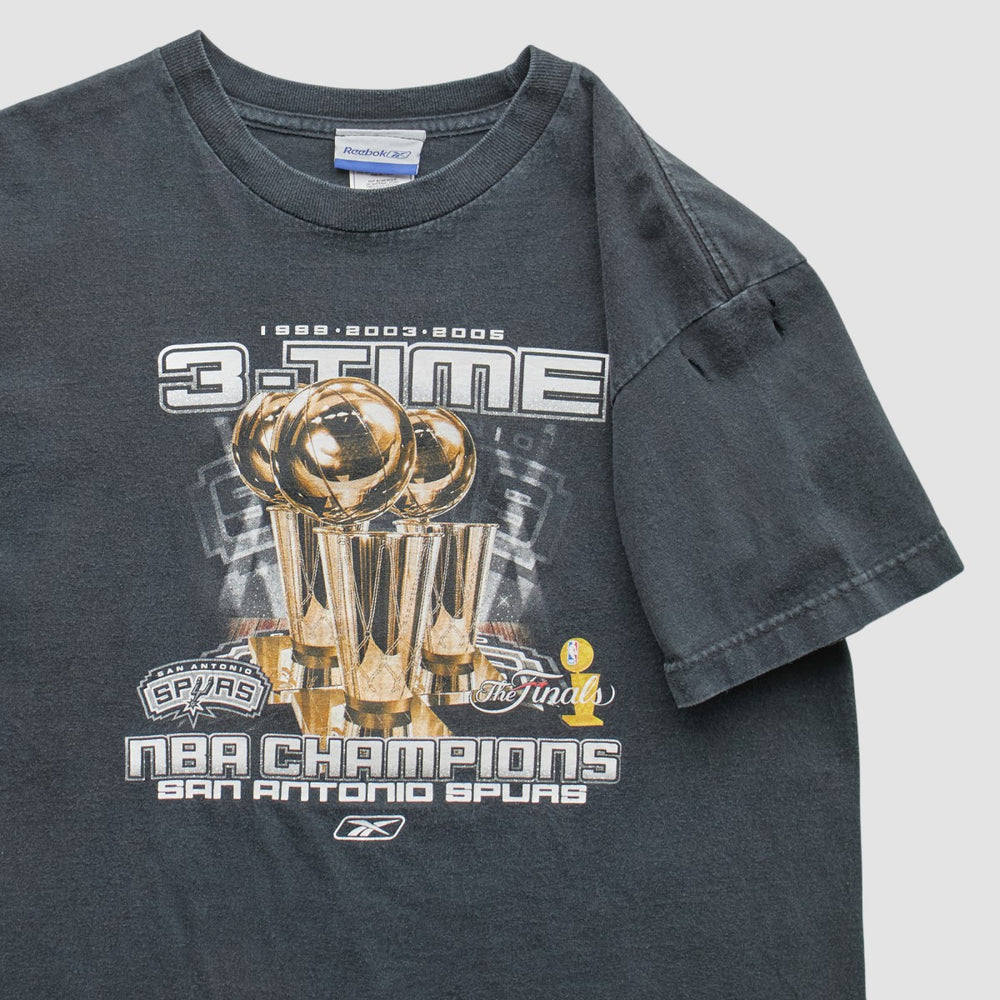 Gray San Antonio Spurs Reebok 2005 T-Shirt | NBA