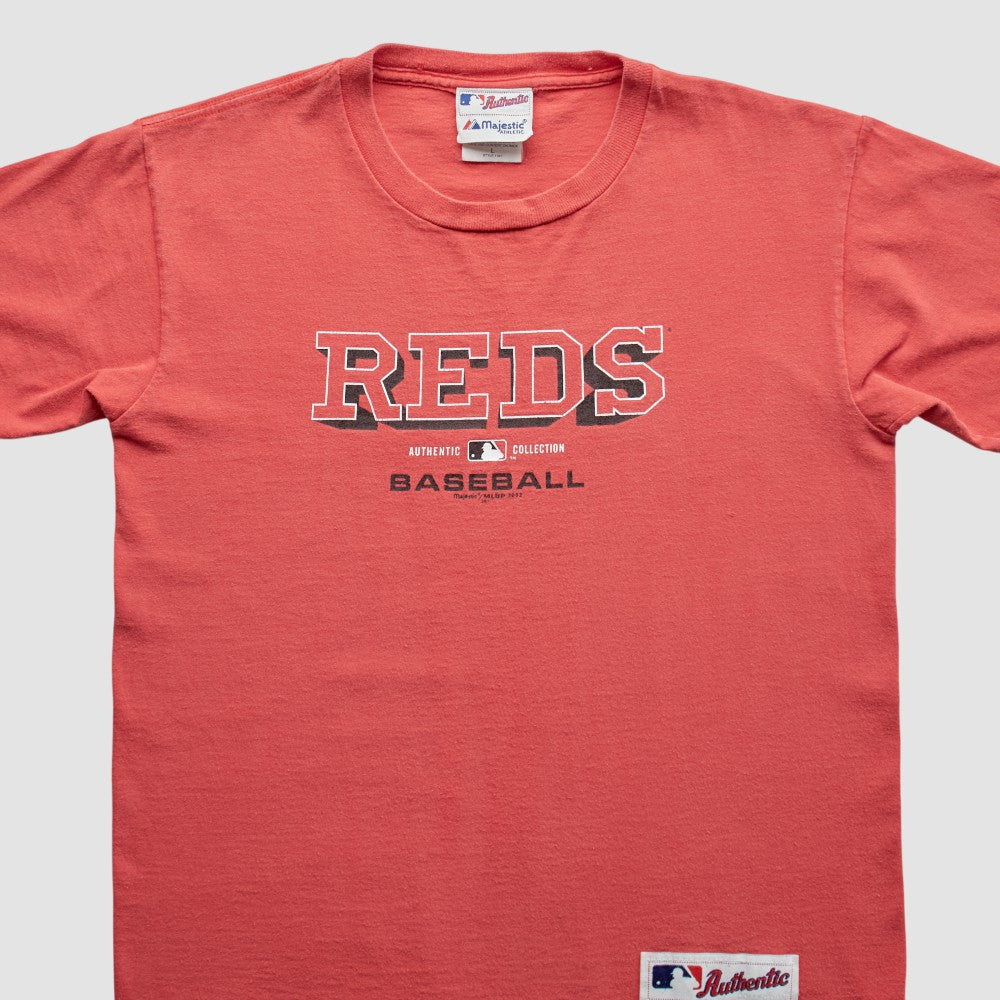 Cincinnati Reds Majestic 2002 T-Shirt - MLB T-shirts
