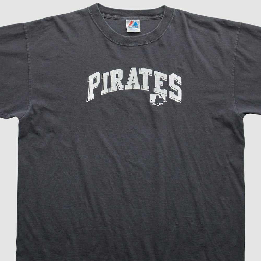 Pittsburgh Pirates Majestic 2000s T-Shirt - MLB T-shirts