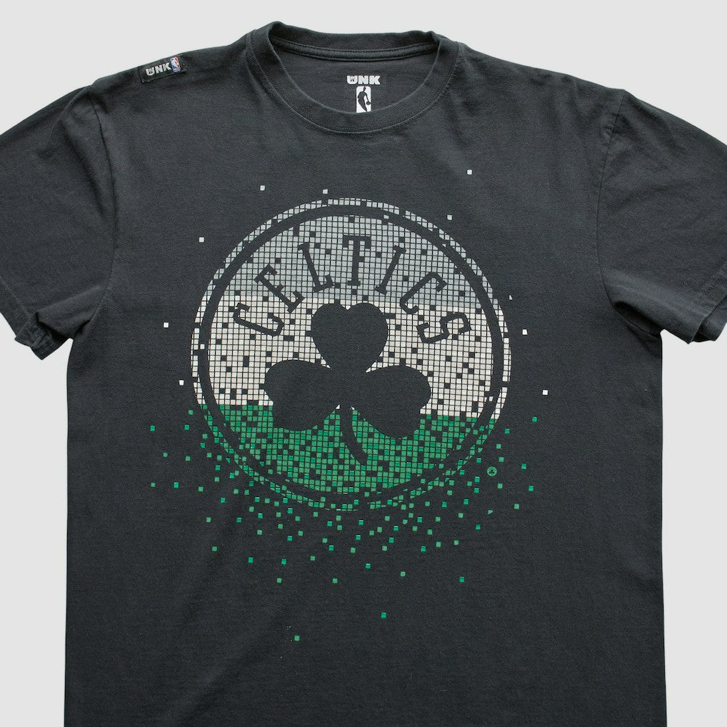 Black Boston Celtics UNK 2010s T-Shirt | NBA