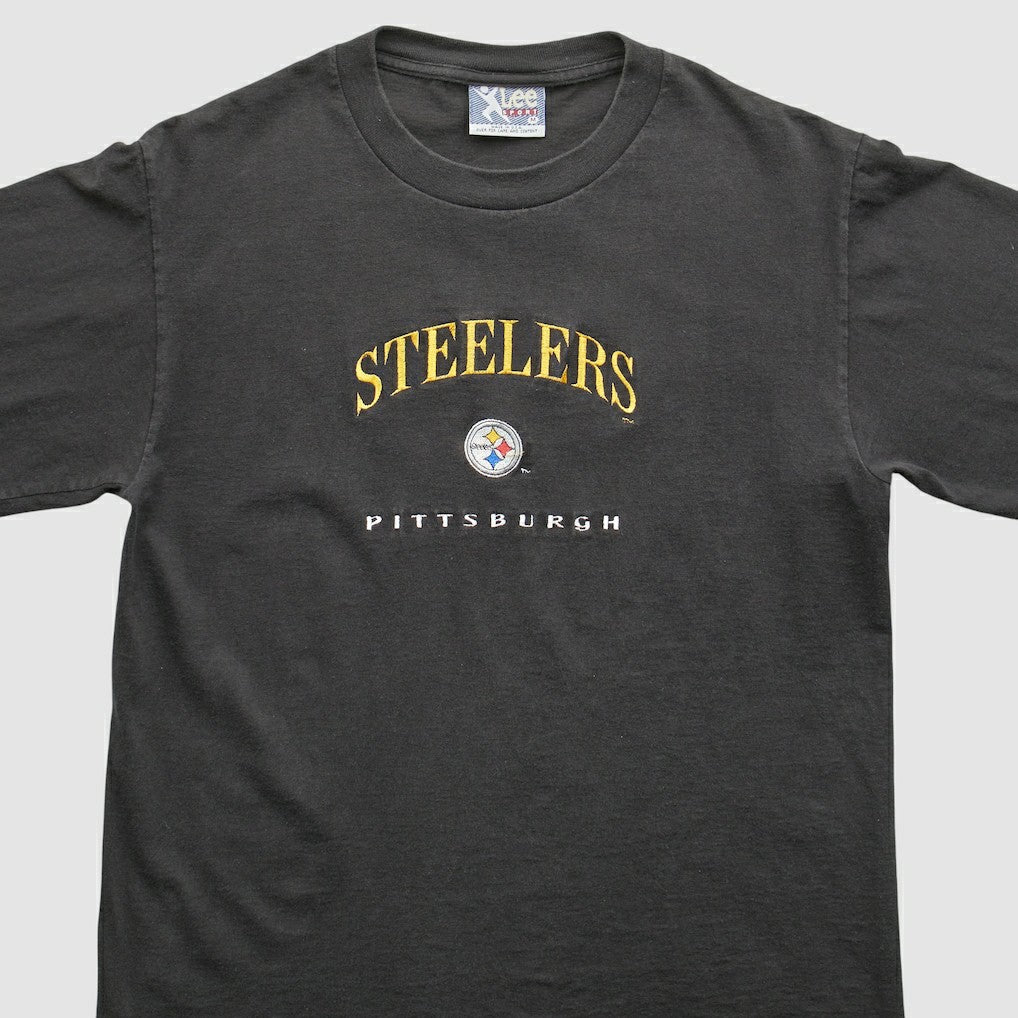 Pittsburgh Steelers Lee Apparel 90s T-Shirt | NFL Outlet