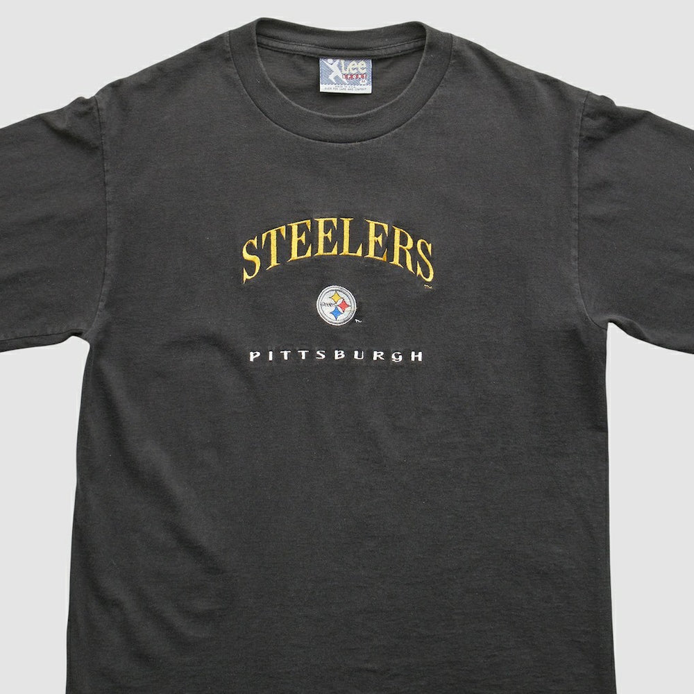 Pittsburgh Steelers Lee Apparel 90s T-Shirt | NFL Outlet