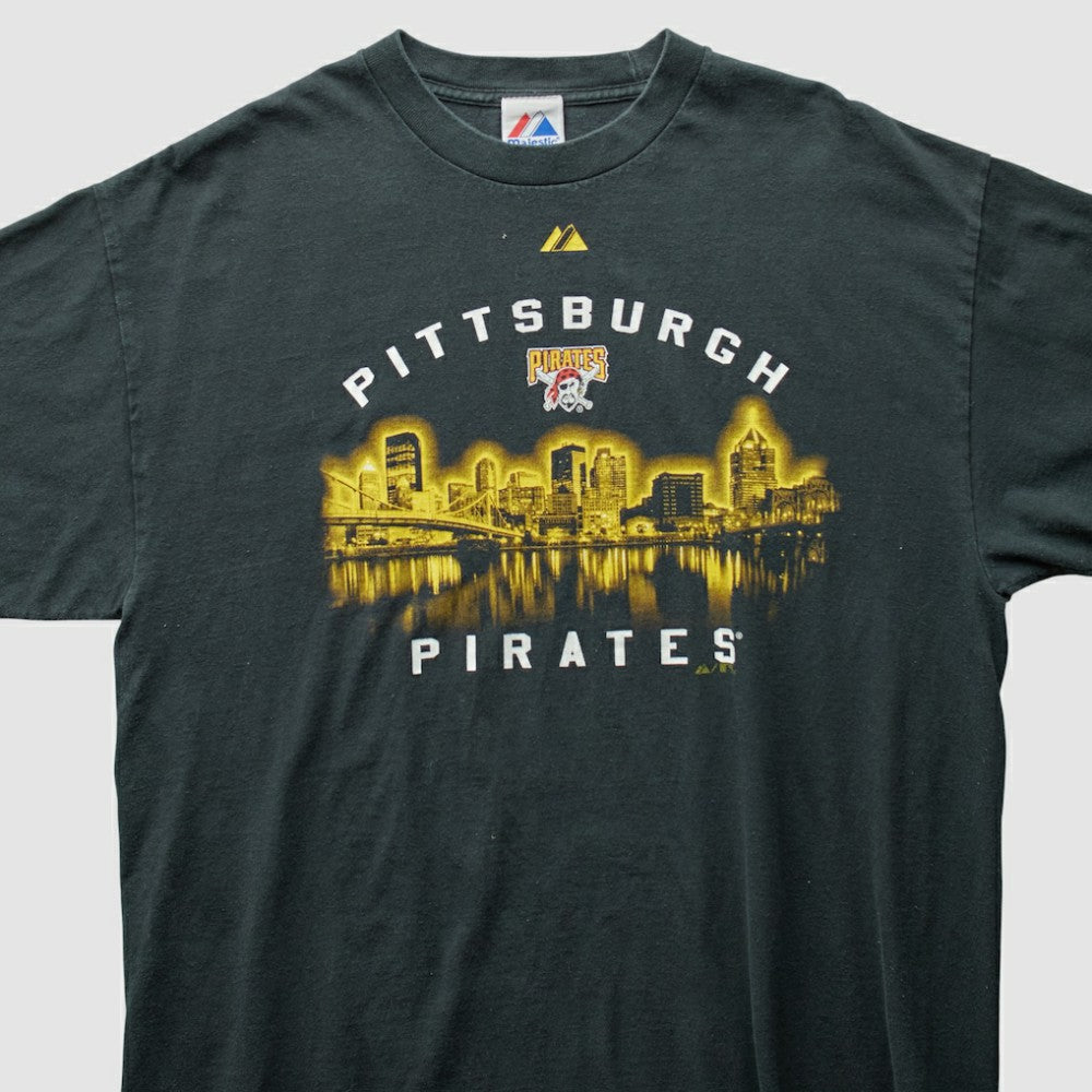 Pittsburgh Pirates Majestic 2000s T-Shirt - MLB T-shirts
