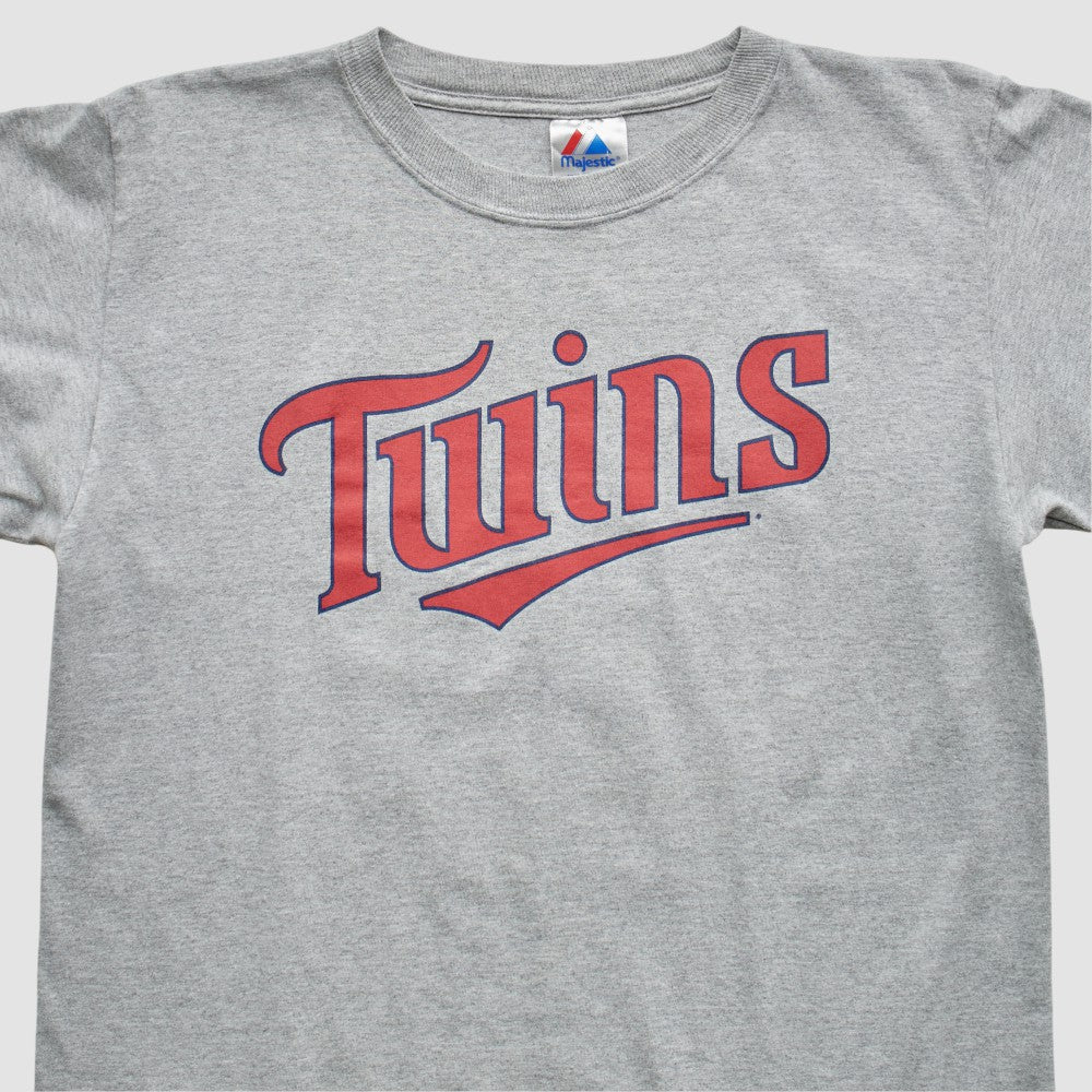 Minnesota Twins Majestic 2000s T-Shirt - MLB T-shirts