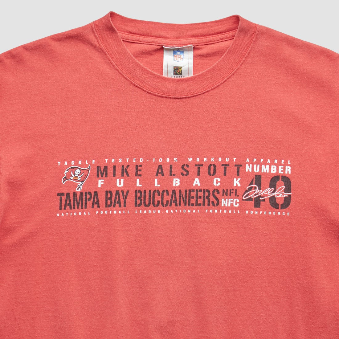 Tampa Bay Buccaneers NFL 2000s T-Shirt | NFL Discount