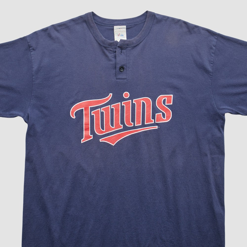 Minnesota Twins Majestic 2000s T-Shirt - MLB T-shirts