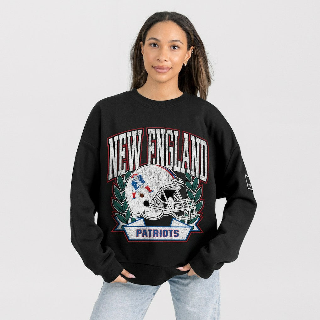 New England Patriots Gameday Couture Women's Oversized Victory Lane Black Label Premium Fleece Sweatshirt | NFL New