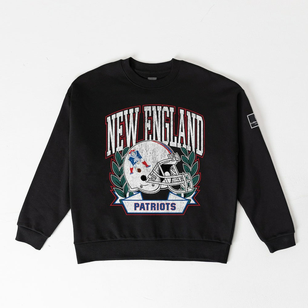 New England Patriots Gameday Couture Women's Oversized Victory Lane Black Label Premium Fleece Sweatshirt | NFL New