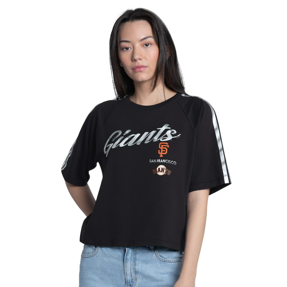 San Francisco Giants G-III 4Her by Carl Banks Women's Classic Play Cropped T-Shirt - MLB T-shirts