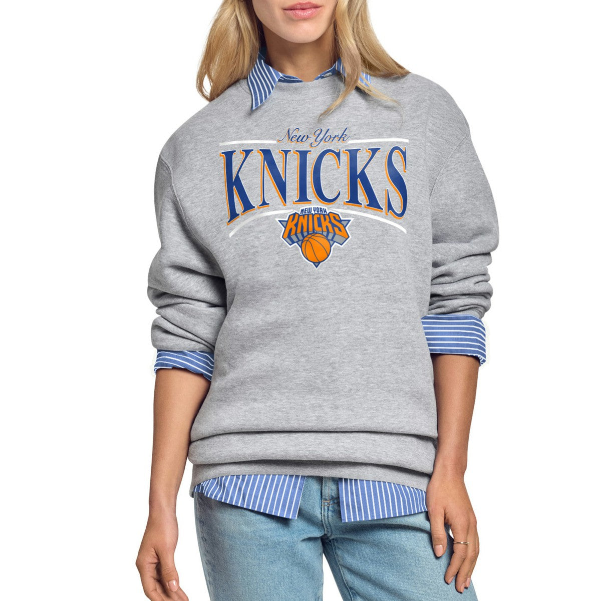 Gray New York Knicks Starter Women's Arch Stripe Fleece Crewneck Sweatshirt | NBA