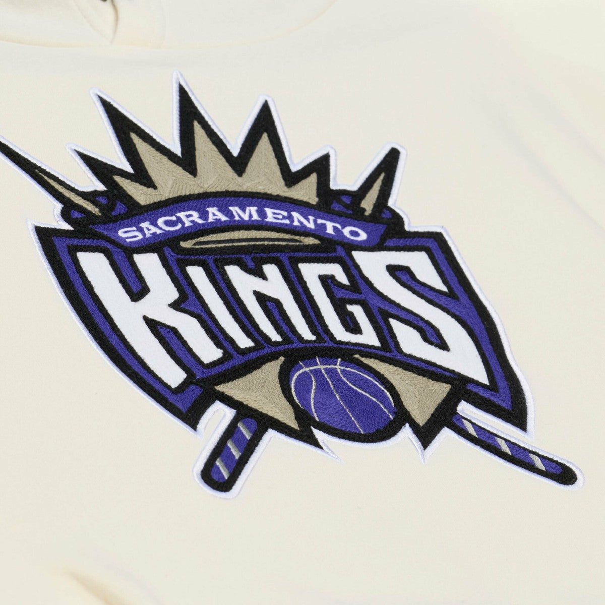 Cream Sacramento Kings Hardwood Classics Chainstitch Premium Fleece Hoodie | NBA