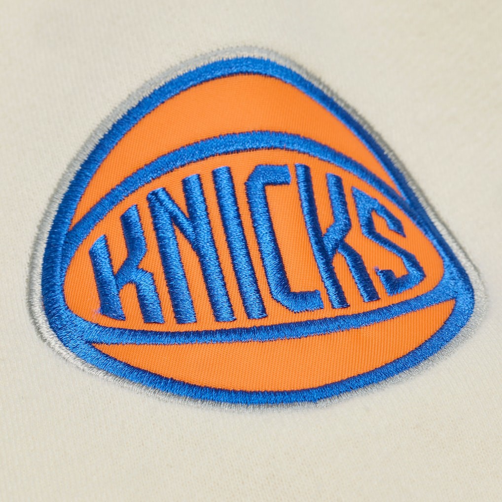 Cream New York Knicks Hardwood Classics Chainstitch Premium Fleece Hoodie | NBA