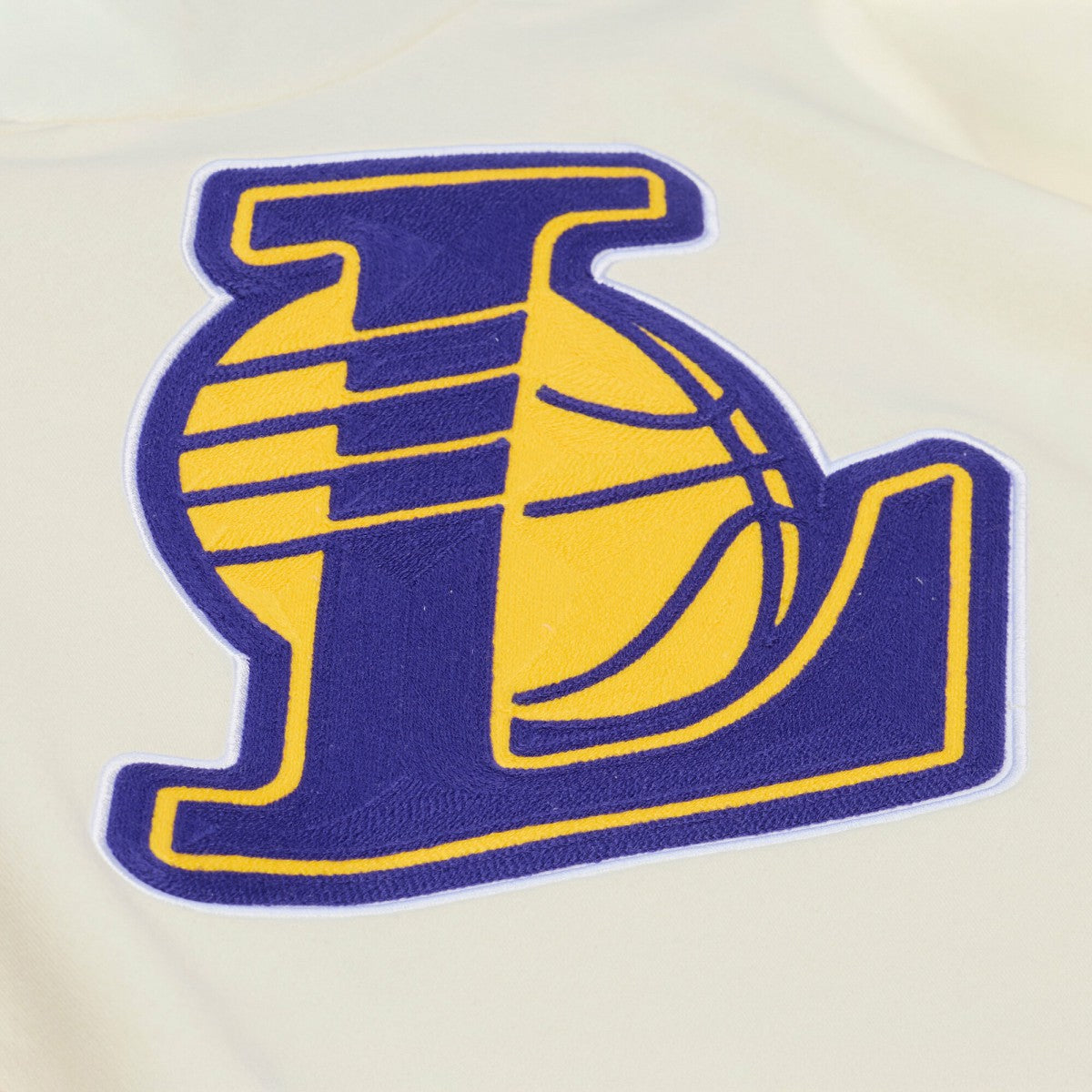 Cream Los Angeles Lakers Hardwood Classics Chainstitch Premium Fleece Hoodie | NBA