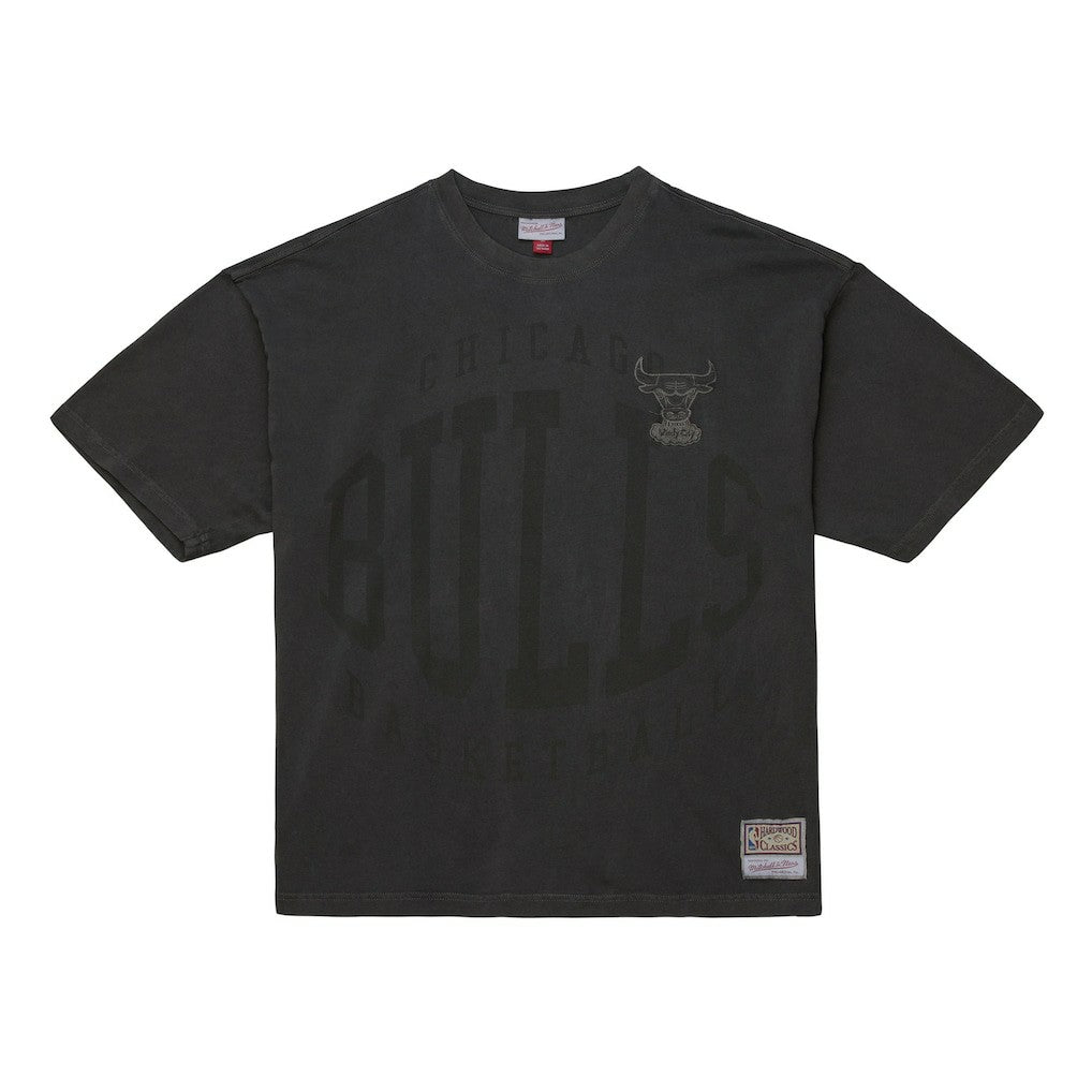Black Chicago Bulls Downtown Collection Premium T-Shirt | NBA