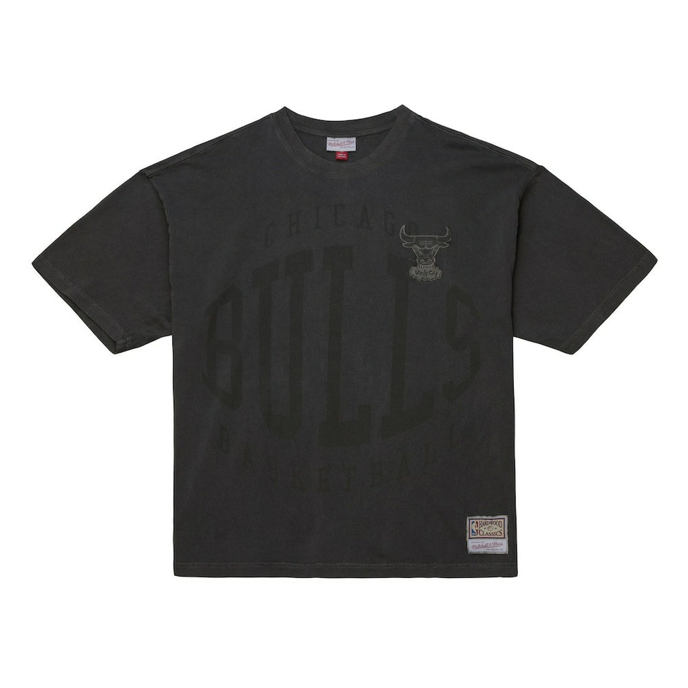 Black Chicago Bulls Downtown Collection Premium T-Shirt | NBA