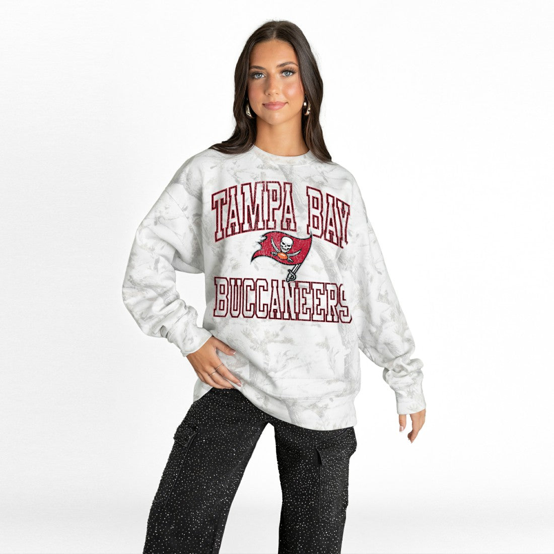 Tampa Bay Buccaneers Gameday Couture Women's Whiteout Oversized Premium Fleece Sweatshirt | NFL Online